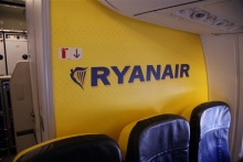 v lietadle spoločnosti Ryanair