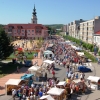 ["Myjafský jarmek" počas Medzinárodného folklórneho festivalu Myjava]